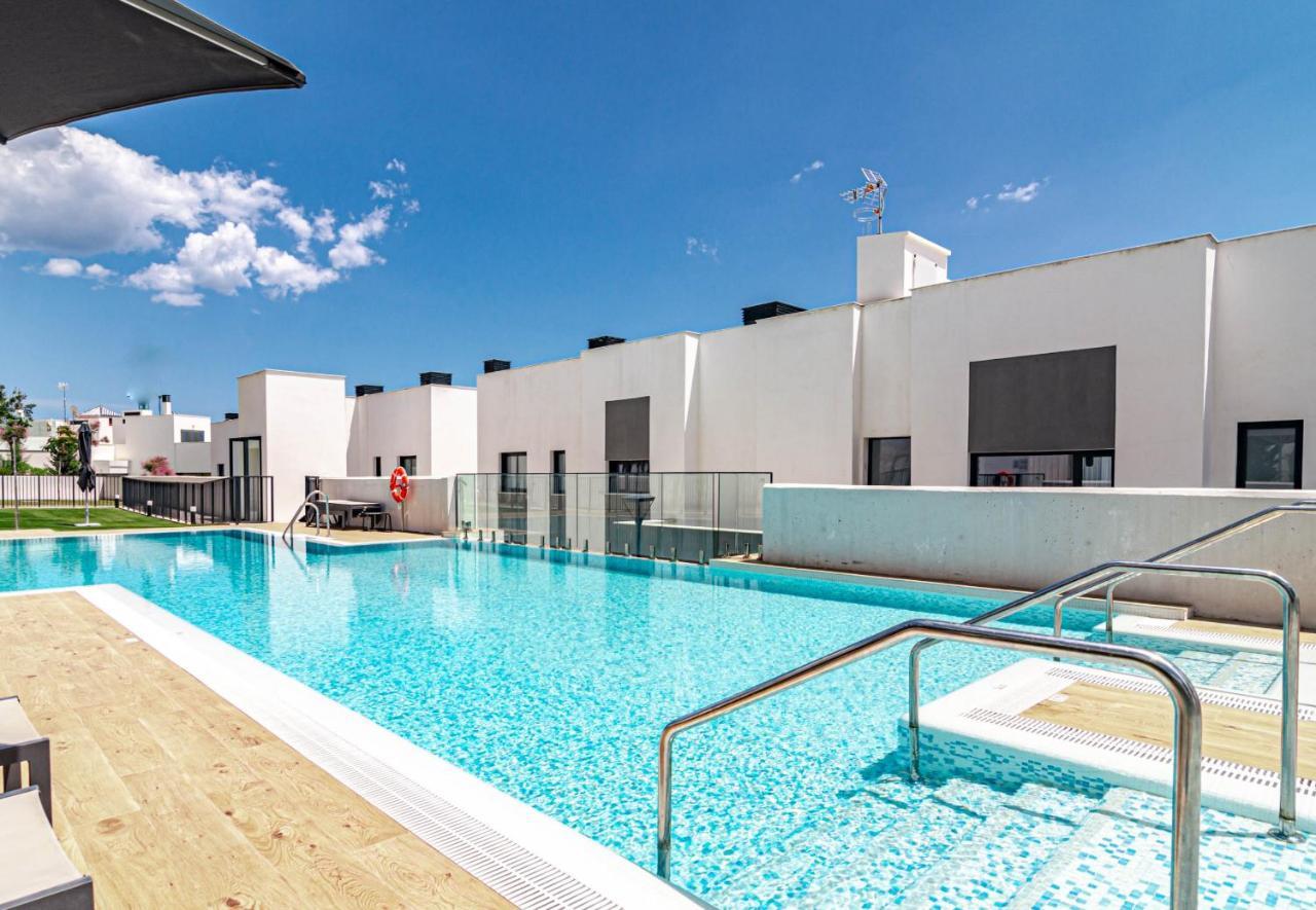 Sb4Bb - Apotel Las Mesas By Roomservices Estepona Kültér fotó